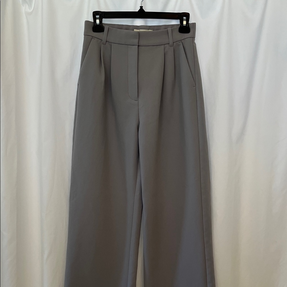Gray Abercrombie high-waisted trousers